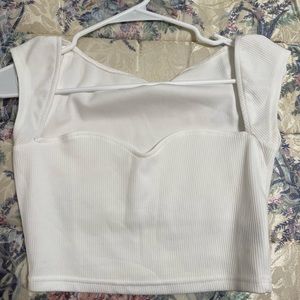 Basic white top